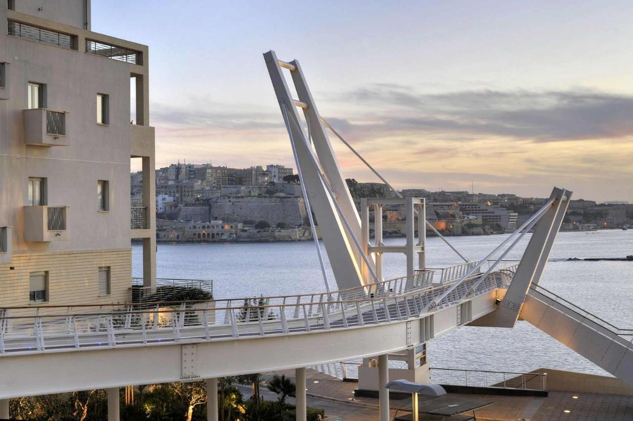 شقة Chic 2Br Penthouse Steps From The Promenade سليمة المظهر الخارجي الصورة