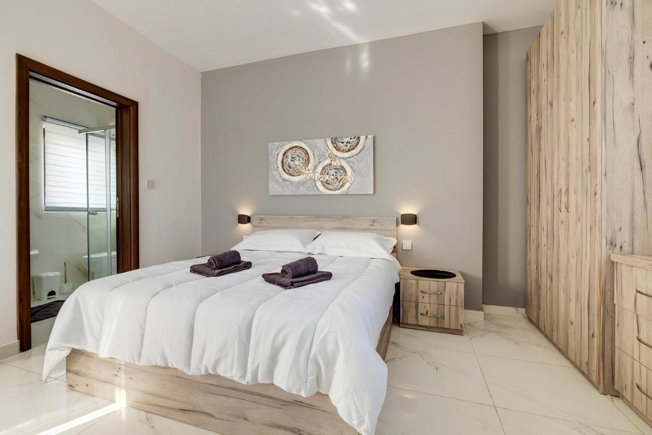 شقة Chic 2Br Penthouse Steps From The Promenade سليمة المظهر الخارجي الصورة